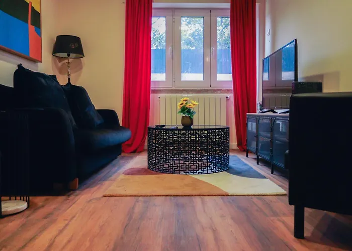 FLH Alcântara Stylish Duplex with Terrace