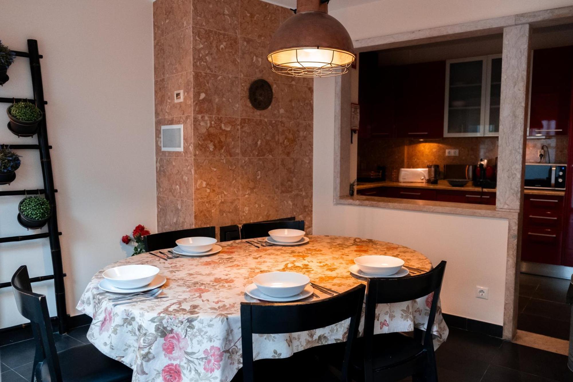 Flh Alcantara Stylish Duplex With Terrace *